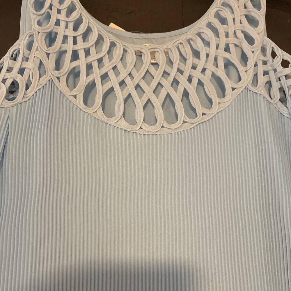 Dress - Picture 3 of 5